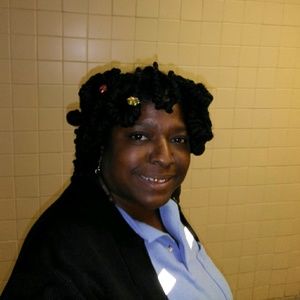 Meet your Posher, Mae